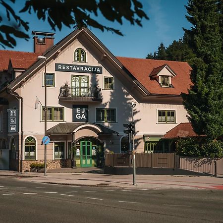 Guest House Ejga Йесенице Екстериор снимка