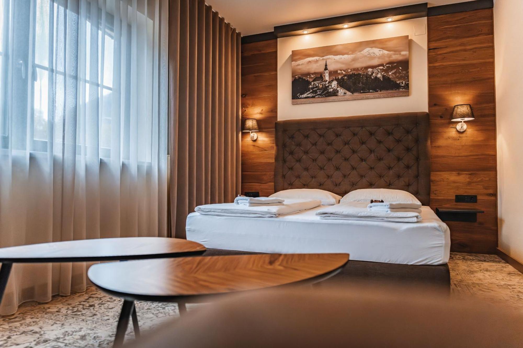 Guest House Ejga Йесенице Екстериор снимка