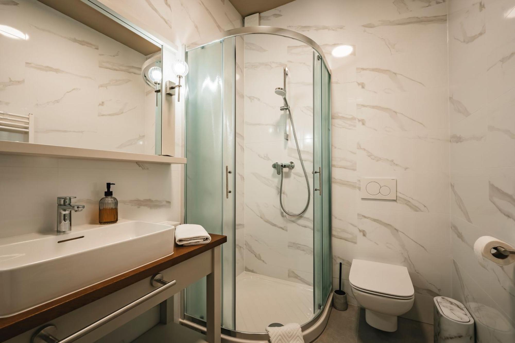 Guest House Ejga Йесенице Екстериор снимка