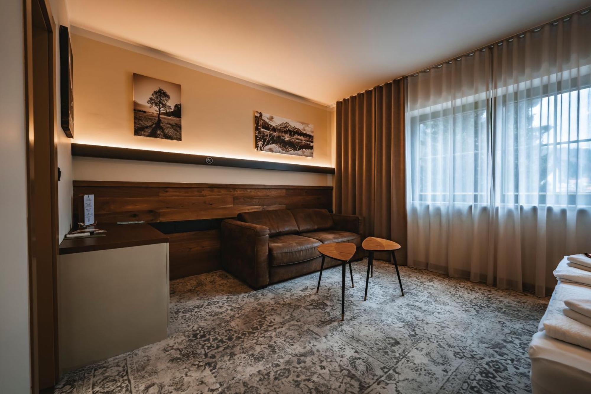 Guest House Ejga Йесенице Екстериор снимка
