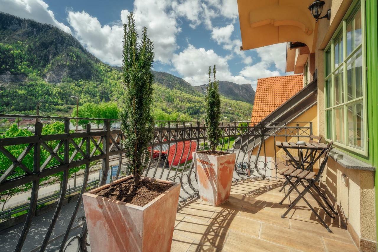 Guest House Ejga Йесенице Екстериор снимка
