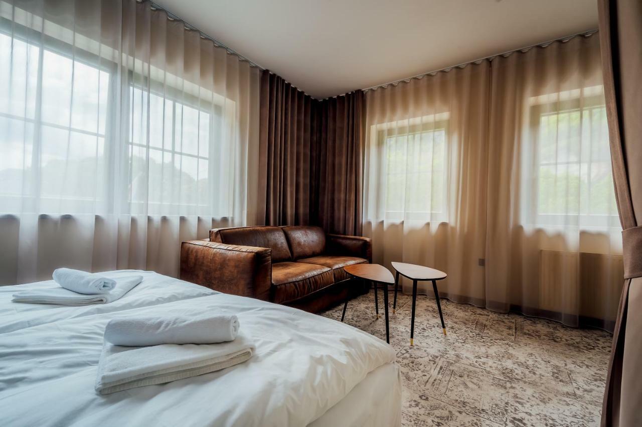 Guest House Ejga Йесенице Екстериор снимка