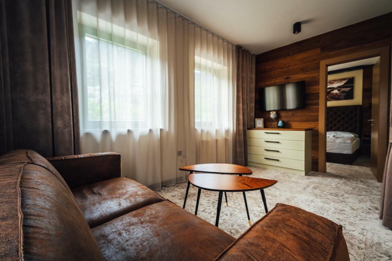 Guest House Ejga Йесенице Екстериор снимка